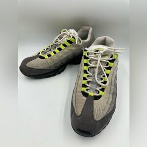 Nike Air Max 95 OG 2015 Neon Gray  554970-071 Sneakers Size 11.5
